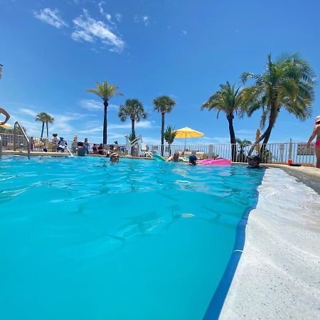 Page Terrace Beachfront Hotel Сант Пит Бич Экстерьер фото